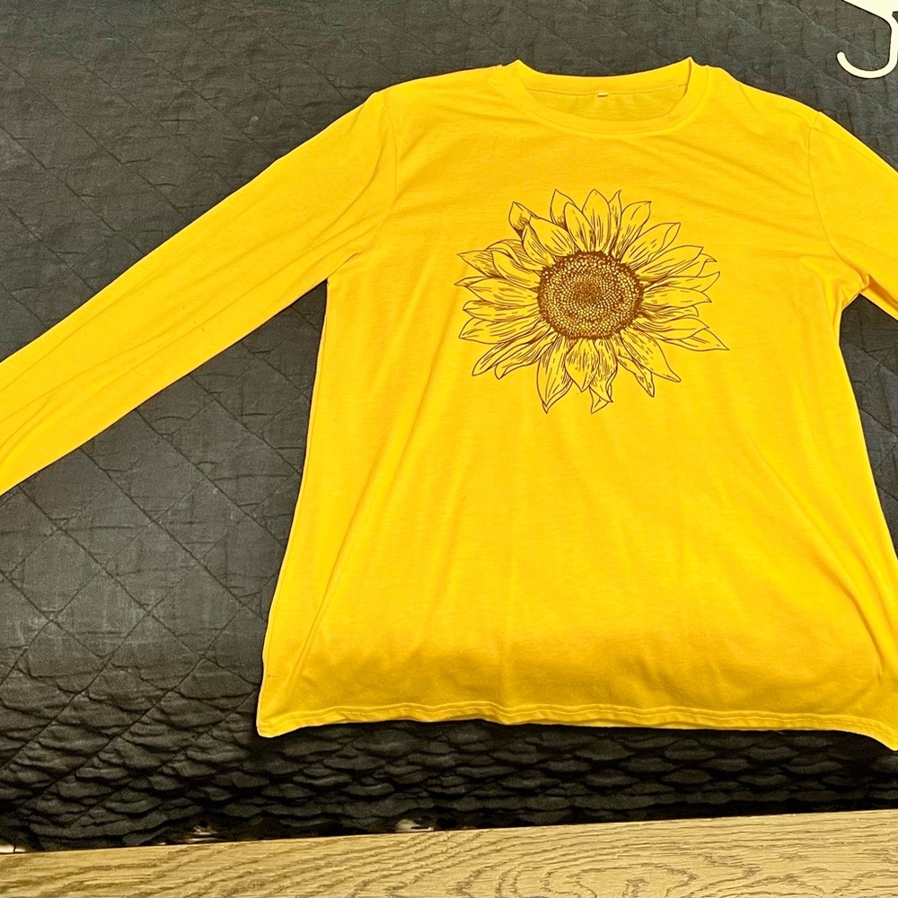 Sunflower Yellow Women's Top Size S worn once no brand